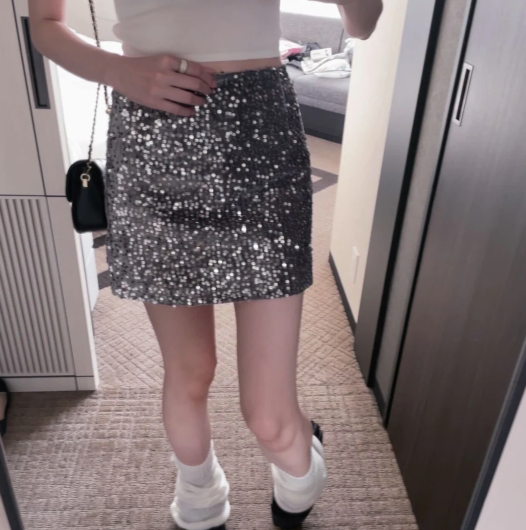 Glitter Mini Skirt 着回しコーデをご紹介❤︎