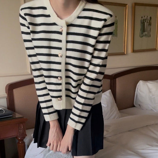 French Border Cardigan・全1色